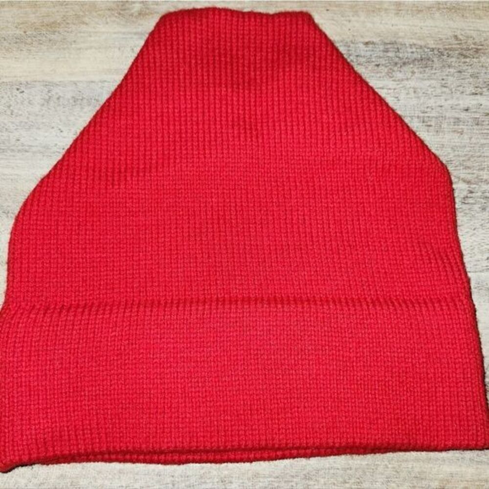‎Vintage 100% Wool Red Beenie Hat